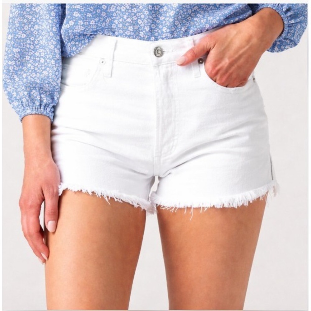 Citizens of Humanity Premium Vintage White Denim Button Fly Cutoff Shorts 26